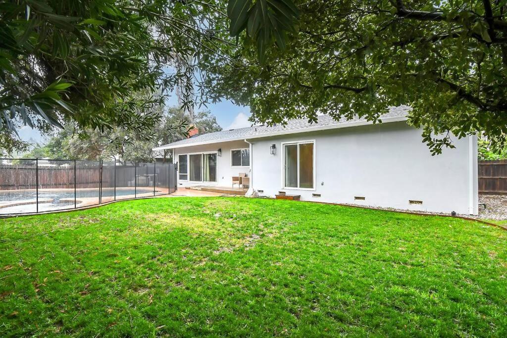 The Charming Home With A Pool Yuba City Εξωτερικό φωτογραφία